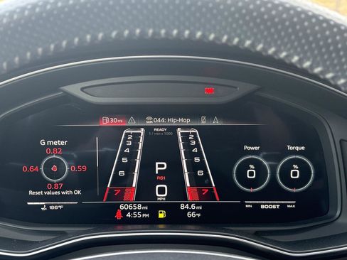 Used 2021 Audi RS 6 AWD/4WD image 32