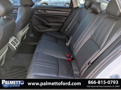 Used 2021 Honda Accord Touring image 13