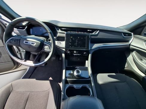 Used 2024 Jeep Grand Cherokee L Laredo w/ Luxury Tech Group I AWD/4WD image 10