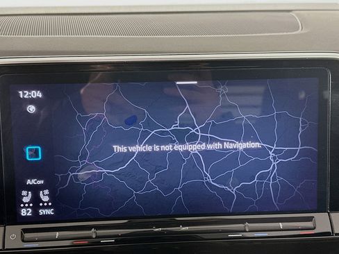 Used 2025 Volkswagen Atlas SE image 22