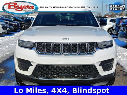 Used 2024 Jeep Grand Cherokee Laredo image 34