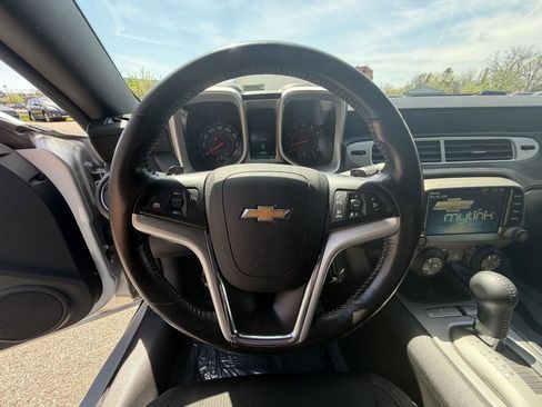Used 2014 Chevrolet Camaro LT RWD image 12