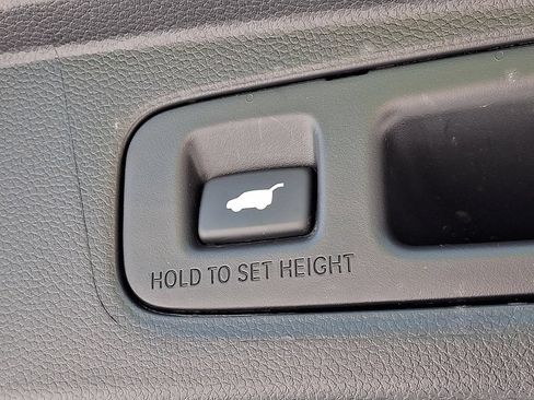 Used 2025 Honda CR-V EX-L image 31