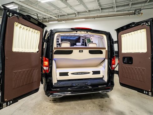 Used 2020 Mercedes-Benz Metris Passenger image 55