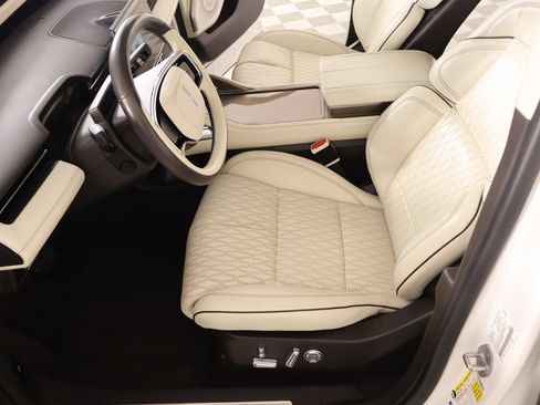 Used 2024 Lincoln Nautilus Black Label w/ Jet Appearance Package (87T) AWD/4WD image 11