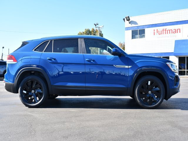 New 2025 Volkswagen Atlas Cross Sport SE AWD/4WD image 8