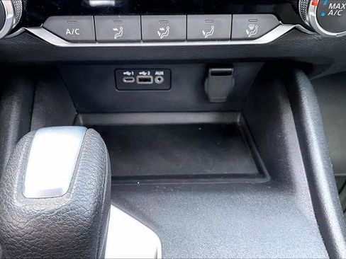 Used 2025 Nissan Altima 2.5 SV image 16