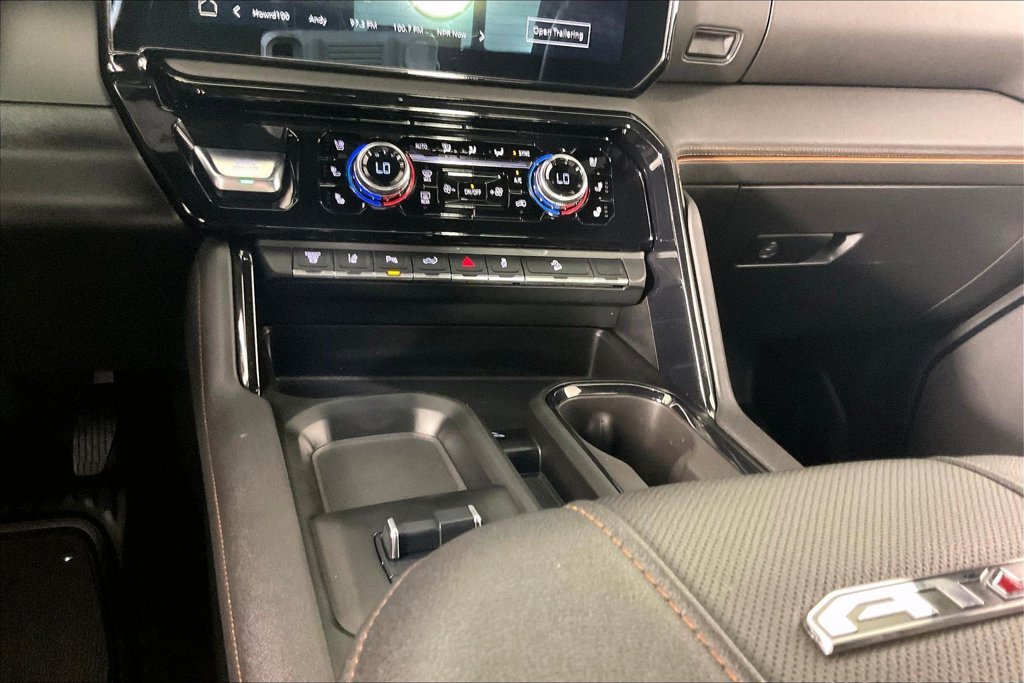 Certified 2025 GMC Sierra 2500 AT4 w/ AT4 Preferred Package AWD/4WD image 8