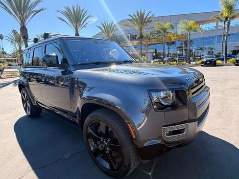 Used 2021 Land Rover Defender 110 X-Dynamic SE image 2