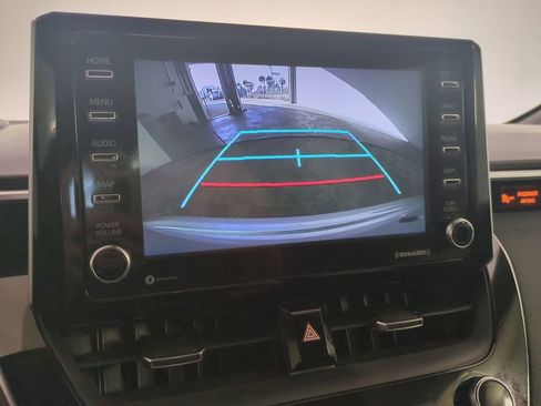 Used 2021 Toyota Corolla SE image 21