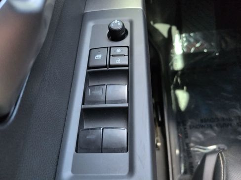 Used 2026 Toyota Tundra SR5 w/ SR5 Premium Package AWD/4WD image 22