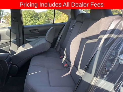 Used 2024 Toyota Corolla LE FWD image 16