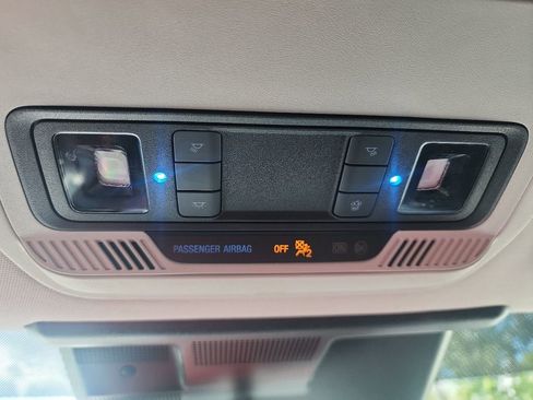 Used 2022 Ford Mustang Mach-E Select image 28