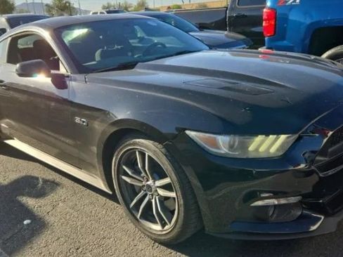 Used 2015 Ford Mustang GT RWD image 1