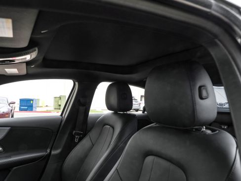 Used 2022 Mercedes-Benz A 220 image 4