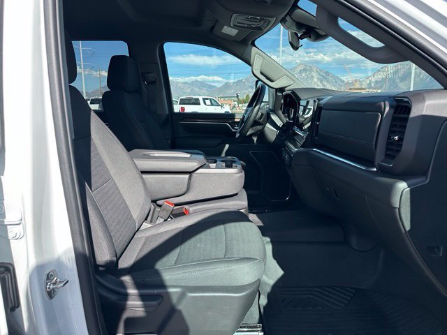 Used 2025 Chevrolet Silverado 2500 LT w/ Convenience Package AWD/4WD image 31