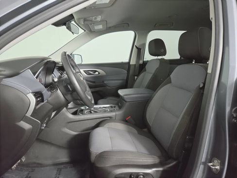 Used 2018 Chevrolet Traverse LT FWD image 18