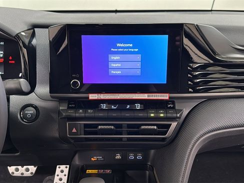 New 2026 Toyota Camry SE image 10