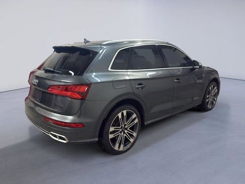 Used 2018 Audi SQ5 Premium Plus w/ S Sport Package image 7