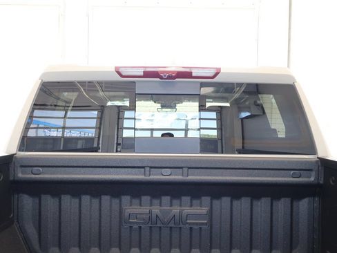 New 2026 GMC Sierra 1500 AT4 w/ Technology Package AWD/4WD image 38