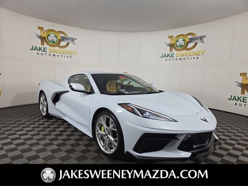Used 2021 Chevrolet Corvette Stingray Preferred Cpe w/ Engine Appearance Package image 1