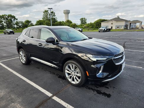 Used 2023 Buick Envision Avenir AWD/4WD image 9