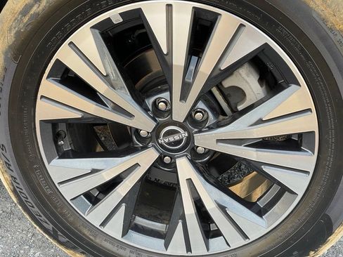 Certified 2023 Nissan Rogue SV w/ SV Premium B Package AWD/4WD image 26
