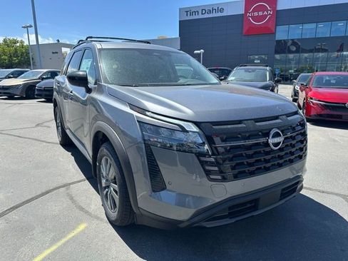 New 2026 Nissan Pathfinder SV AWD/4WD image 2