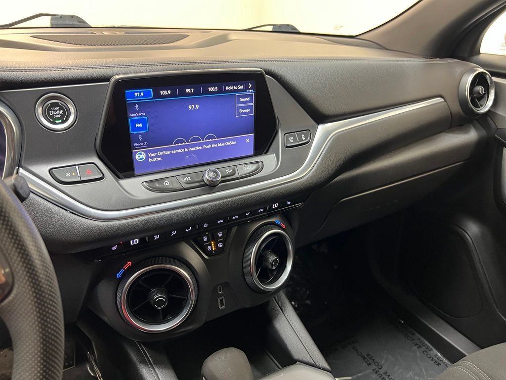 Used 2021 Chevrolet Blazer LT FWD image 23