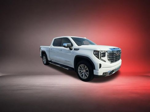 Used 2022 GMC Sierra 1500 Denali AWD/4WD image 2