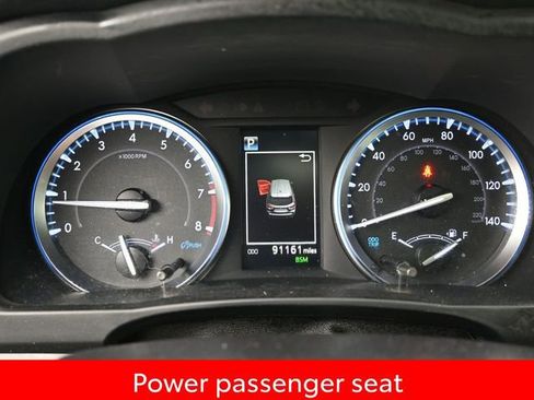 Certified 2019 Toyota Highlander XLE image 12