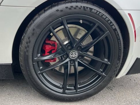 Used 2020 Toyota Supra Launch Edition w/ Driver Assist Package RWD image 11