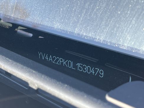 Used 2020 Volvo XC90 T6 Momentum image 15