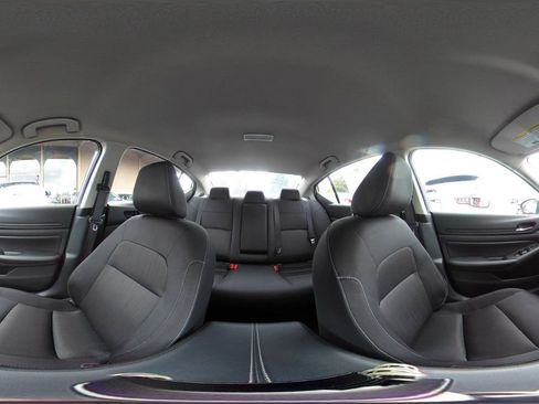 Used 2024 Nissan Altima 2.5 SV image 42