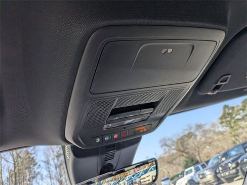 New 2026 Chevrolet Traverse LT w/ Sun and Wheel Package image 25