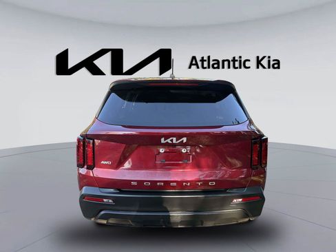 Certified 2022 Kia Sorento LX AWD/4WD image 7