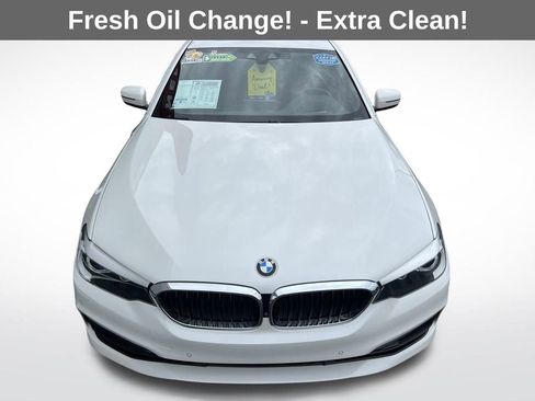 Used 2020 BMW 530i xDrive image 3