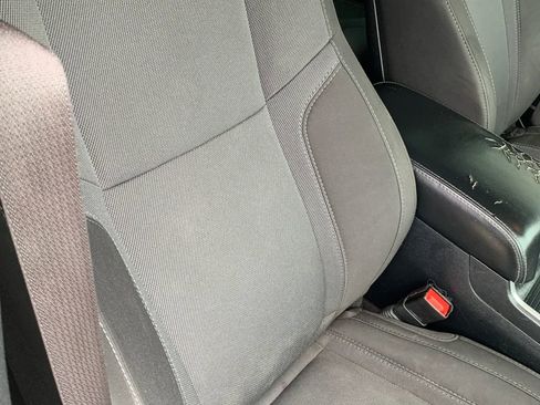 Used 2017 Dodge Charger SXT RWD image 16