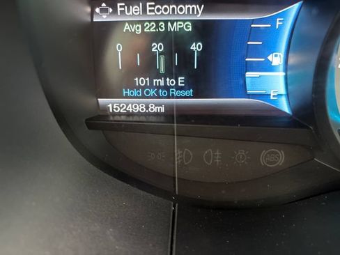 Used 2018 Ford Edge Titanium AWD/4WD image 16
