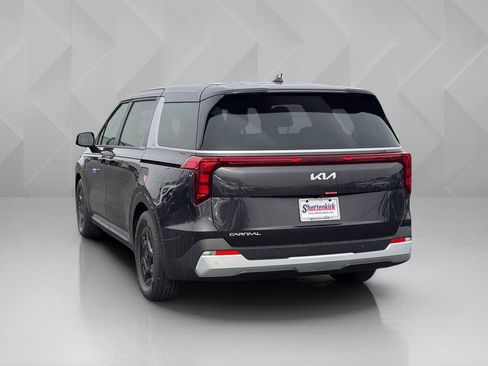 New 2026 Kia Carnival FWD image 7