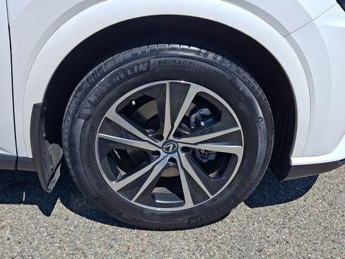Certified 2024 Lexus RX 350 Premium w/ Accessory Package (Z1) AWD/4WD image 9