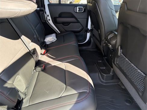 New 2026 Jeep Wrangler Unlimited Rubicon w/ Safety Group image 15