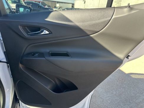 Certified 2024 Chevrolet Equinox LT image 27