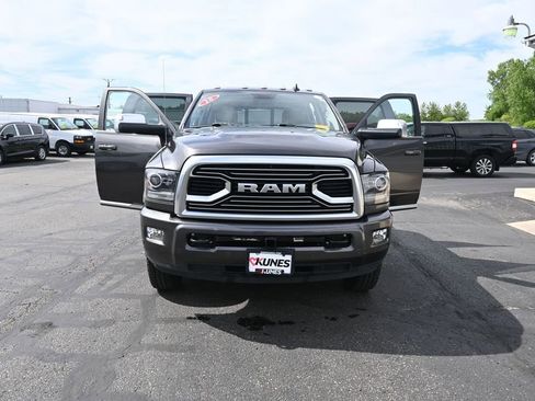 Used 2018 RAM 3500 Laramie Longhorn AWD/4WD image 41