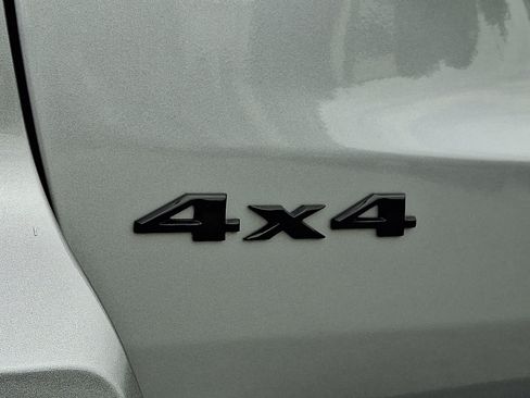 Used 2021 Jeep Grand Cherokee Laredo X AWD/4WD image 33