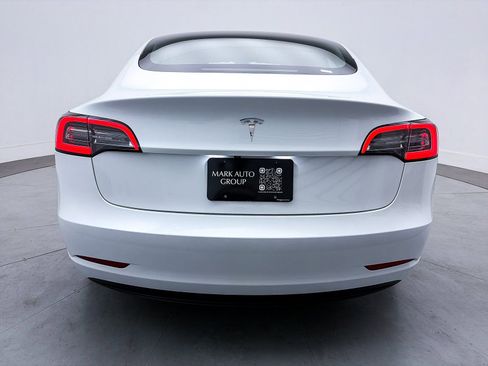 Used 2023 Tesla Model 3 Standard Range image 13