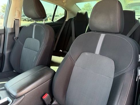 Used 2021 Nissan Sentra SV FWD image 10