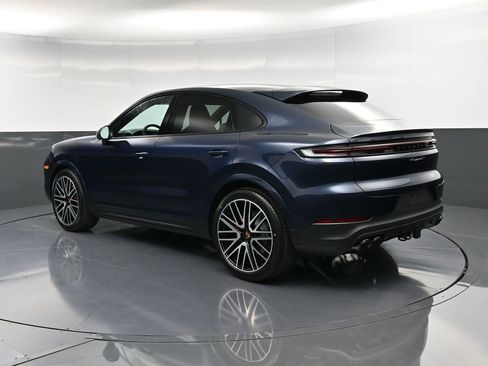 New 2026 Porsche Cayenne S AWD/4WD image 3