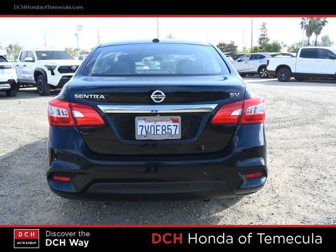 Used 2016 Nissan Sentra SV FWD image 6
