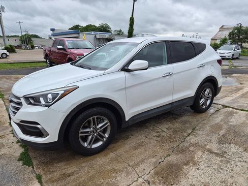 Used 2017 Hyundai Santa Fe Sport AWD/4WD image 2
